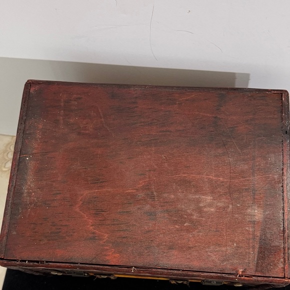 Vintage Style Brown and Yellow Decorative Trunk - Picture 6 of 9